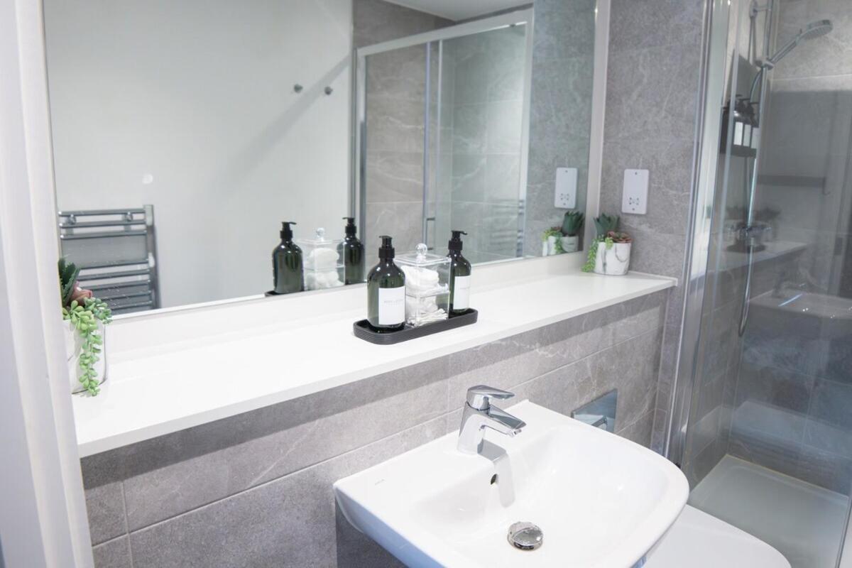 Luxury Mcr 2Bed,2Bath Apartment- Central Location! Manchester Exteriör bild